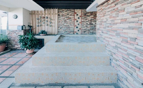 Greenhills Elan Hotel image 2